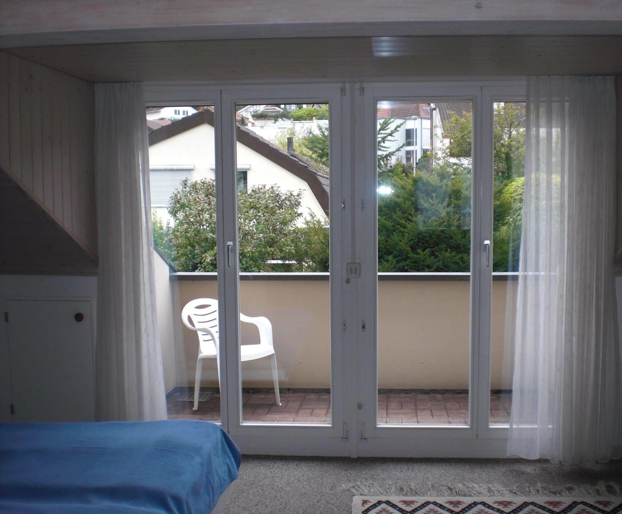 Mybednbreakfast In Bottmingen Bed & Breakfast ภายนอก รูปภาพ