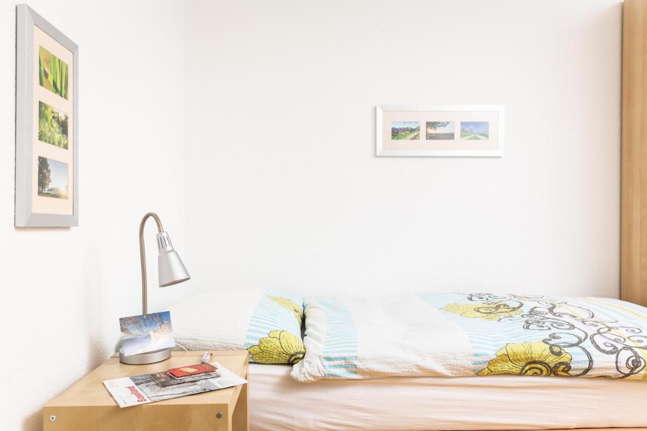 Mybednbreakfast In Bottmingen Bed & Breakfast ภายนอก รูปภาพ
