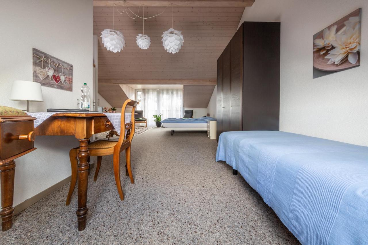 Mybednbreakfast In Bottmingen Bed & Breakfast ภายนอก รูปภาพ