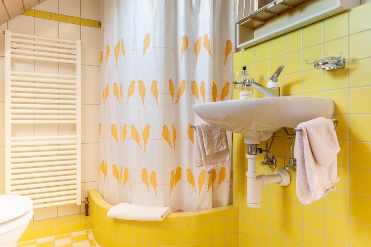 Mybednbreakfast In Bottmingen Bed & Breakfast ภายนอก รูปภาพ